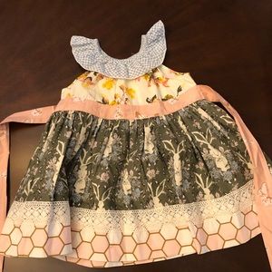 EEUC, like new!!! Size 4 MJ Platinum tunic